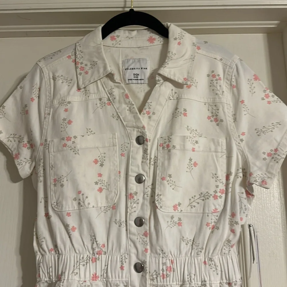 Floral Romper - Picture 2 of 5